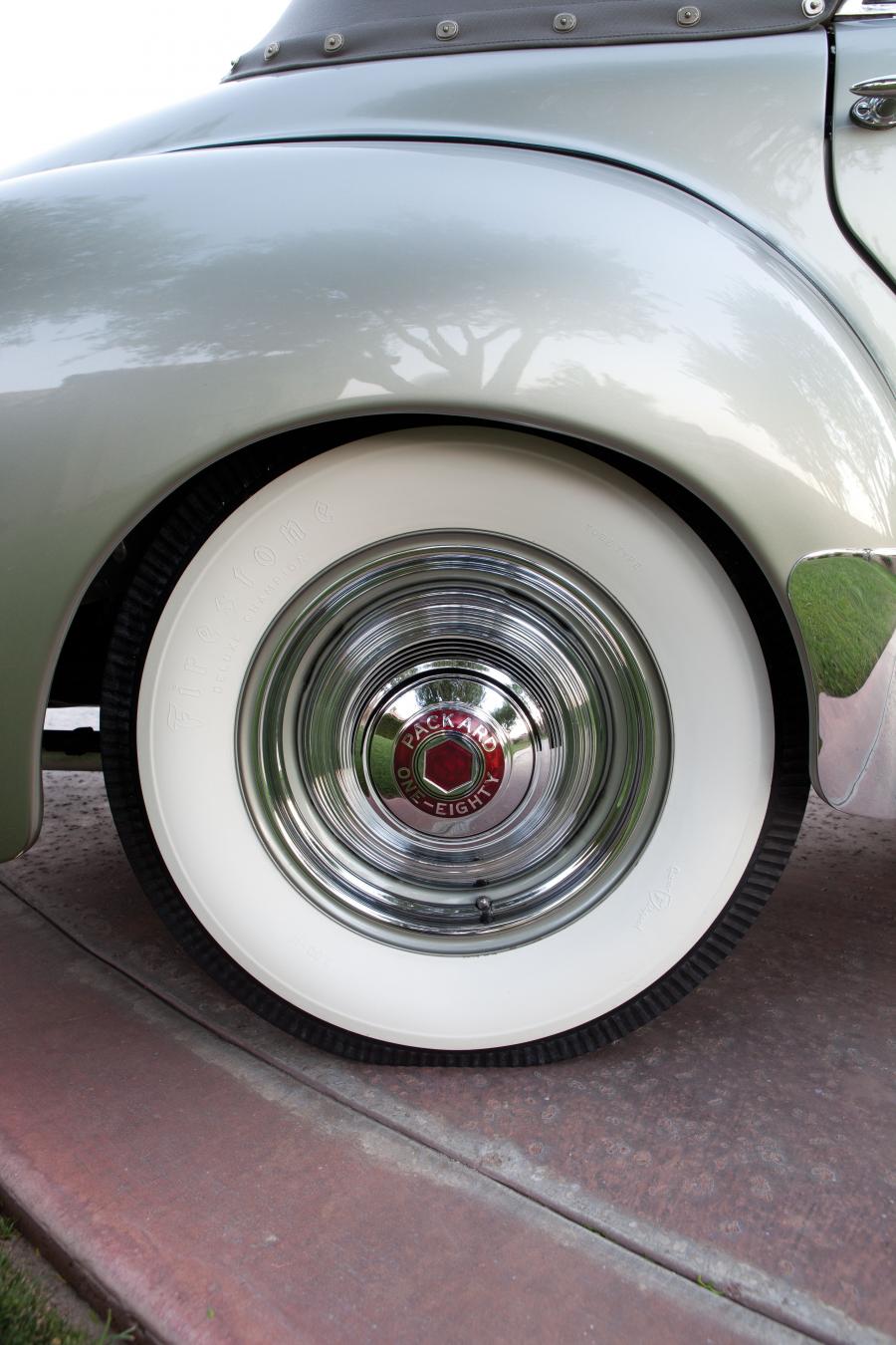  Packard Super Eight One-Eighty Darrin Convertible Sedan by Howard Dutch Darrin 1940 года  (фото 6 из 30)